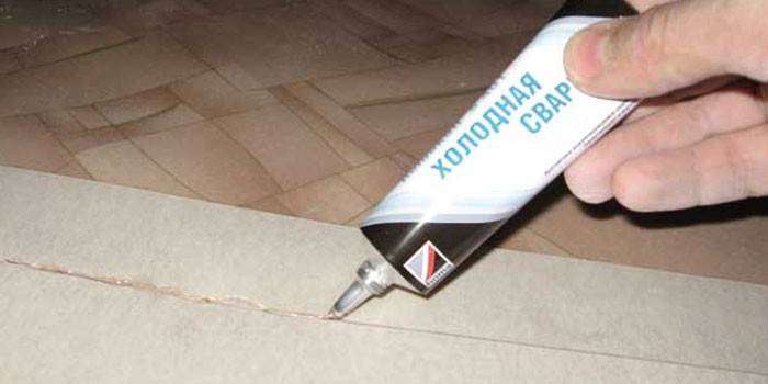 Skład spawania na zimno linoleum
