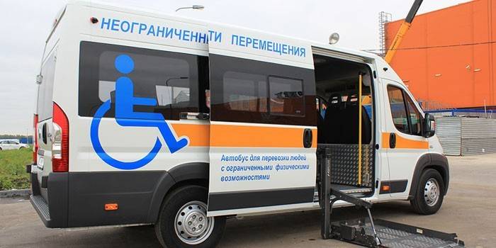 Autobus dla osób niepełnosprawnych