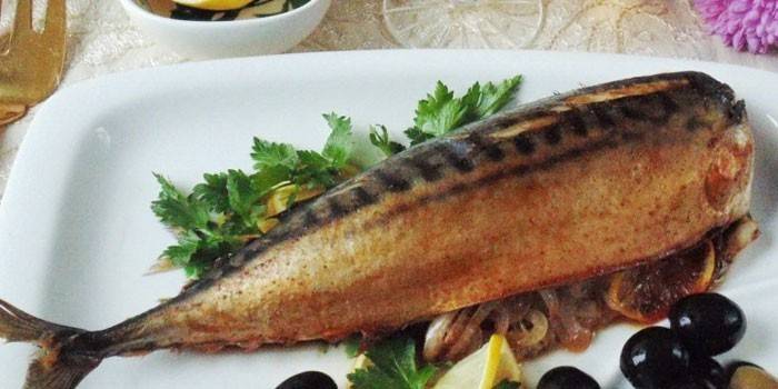 Caballa al horno