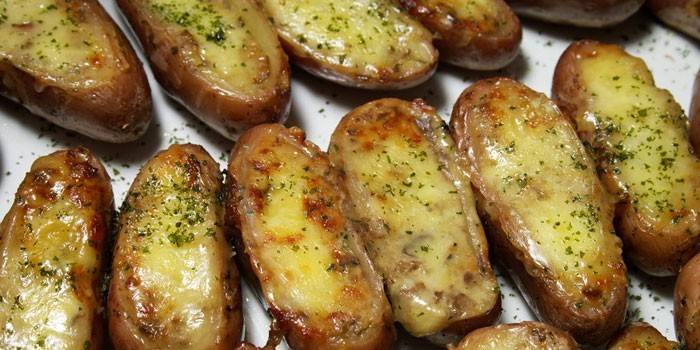 Batata com recheio de queijo