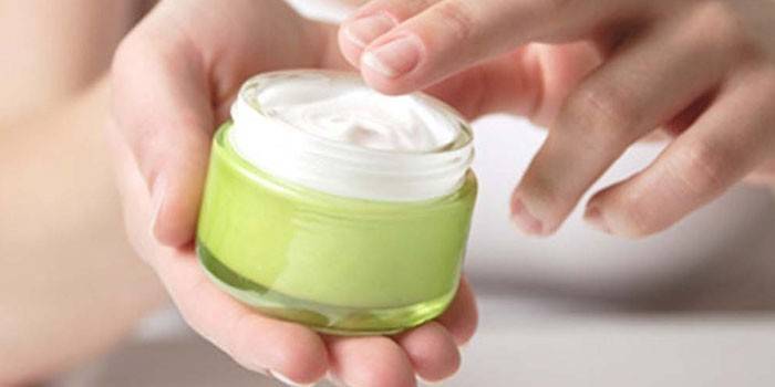 Crema de aumento de senos