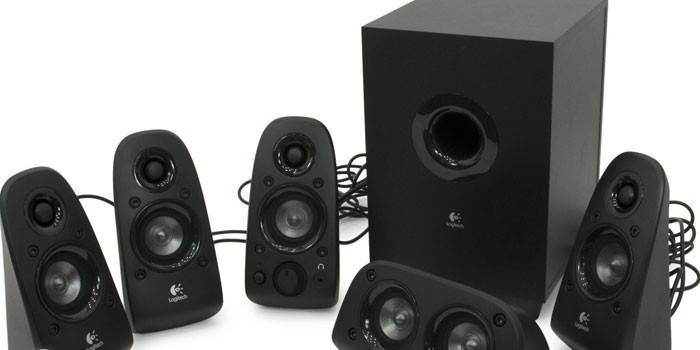 Alto-falantes para jogos com subwoofer Logitech Z 506