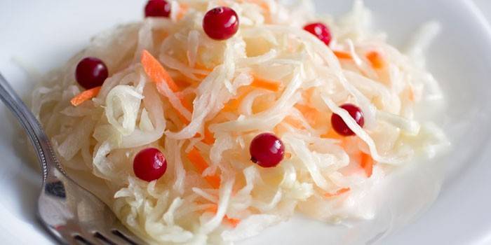 Chucrute com cenoura e cranberries