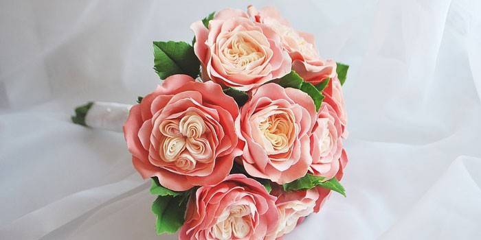 Ramo de novia de foamiran