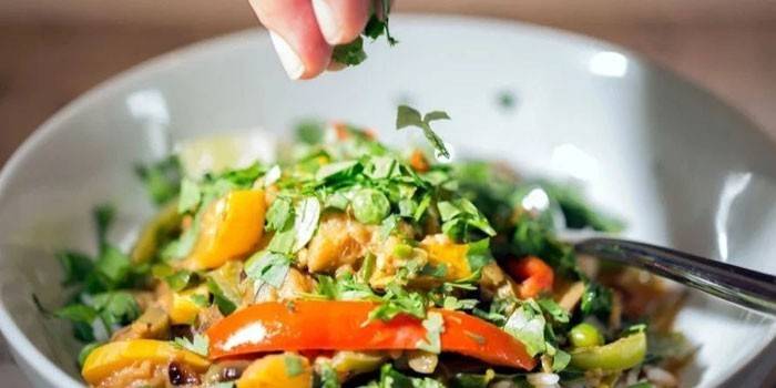 Salada em um prato