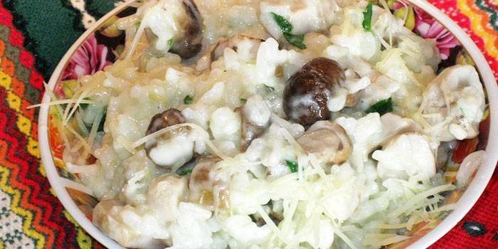 Hubové rizoto s parmezánom