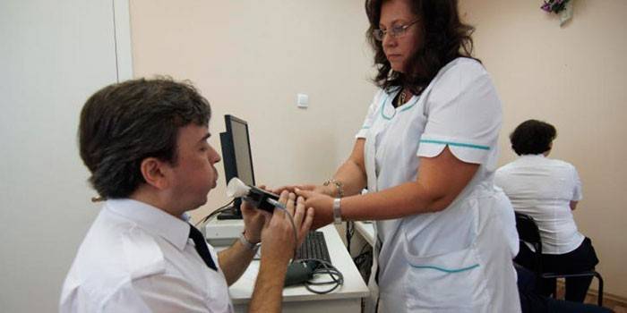 Doctor y hombre