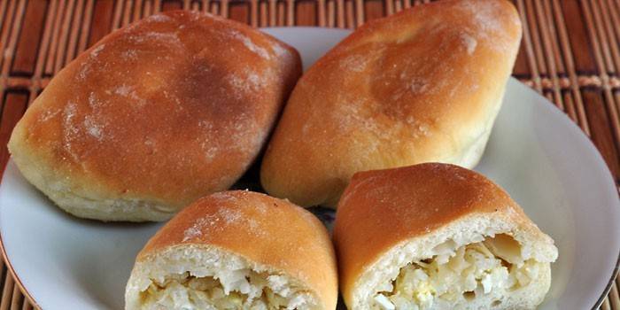 Tartas al horno con relleno de col