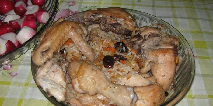 Pieczony kurczak z plastrami ryżu w rękawie