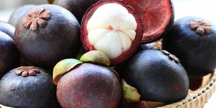 Zrelé mangostanu