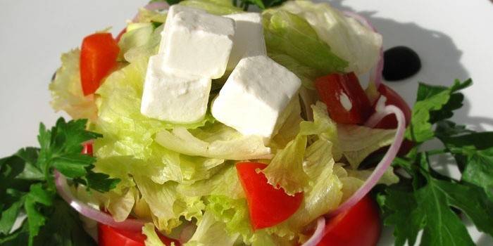 Variación de ensalada griega con fetaxa