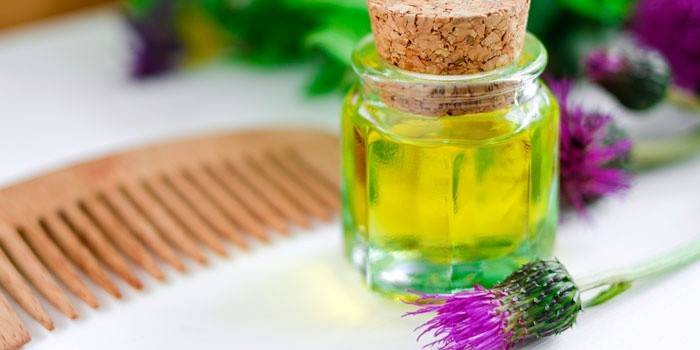 Aceite de bardana para la caspa
