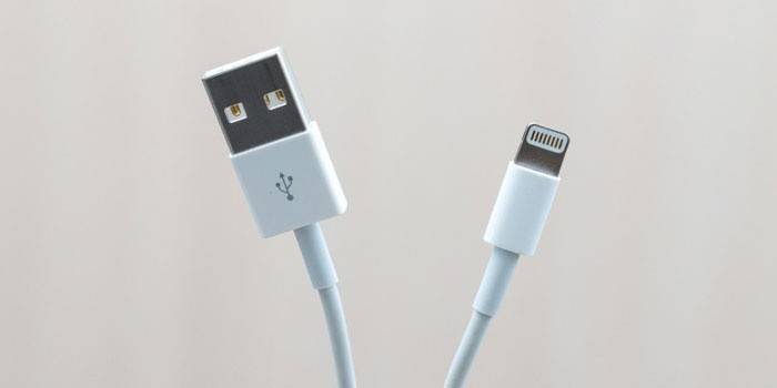 Oryginalny kabel Apple