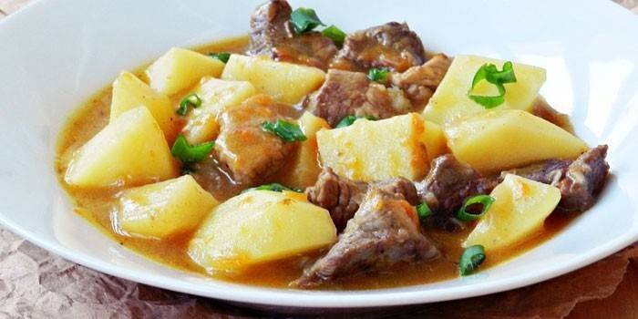 Pieczeń wieprzowa z ziemniakami