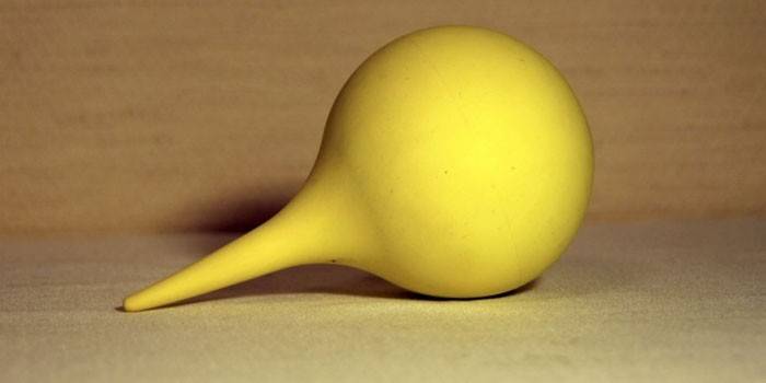 Enema amarelo