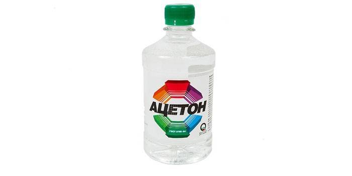 Aceton w butelce