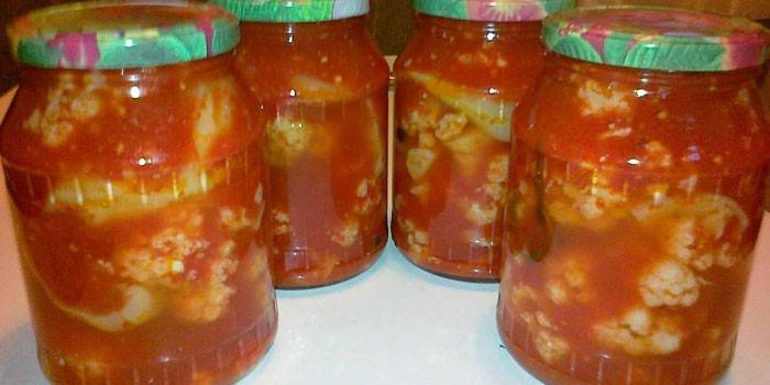 Potes de couve-flor em molho de tomate