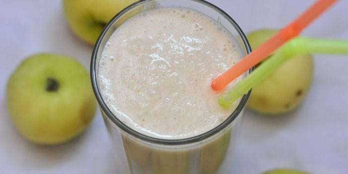 Shake jabłkowy z kefirem