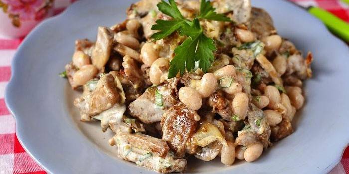 Ensalada de Frijoles Blancos con Pollo Ahumado