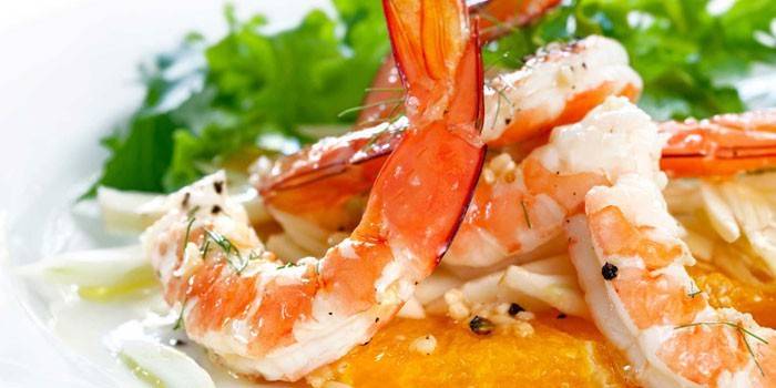 Salada de repolho de Pequim com camarão