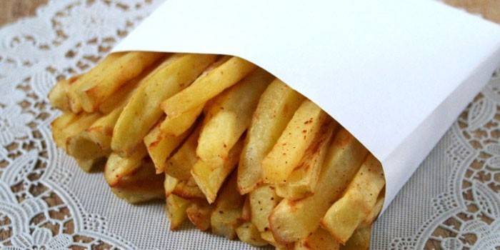 Papas fritas en el paquete