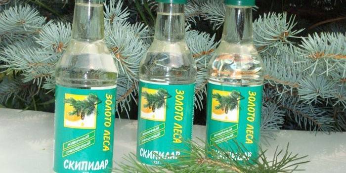 Terpentyna w butelkach