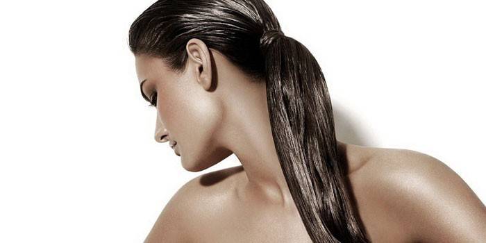 Menina, com, cabelo longo