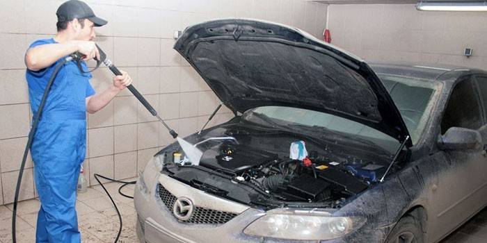 Lavado profesional de motores