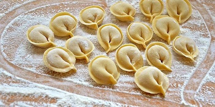 Surowe pierogi