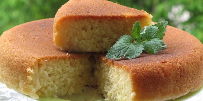 Cortar torta de semolina
