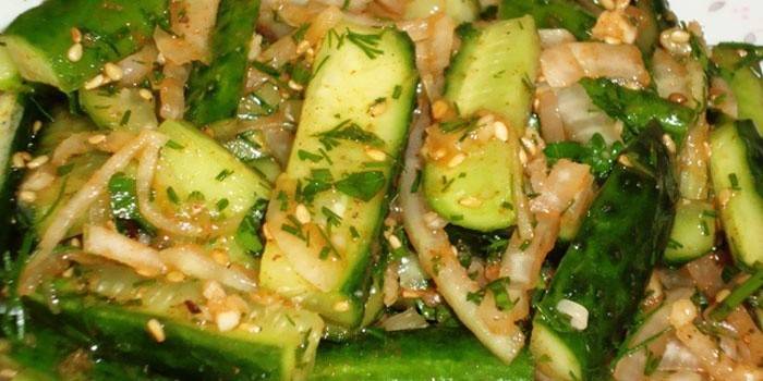 Ensalada de mostaza coreana para el invierno con mostaza