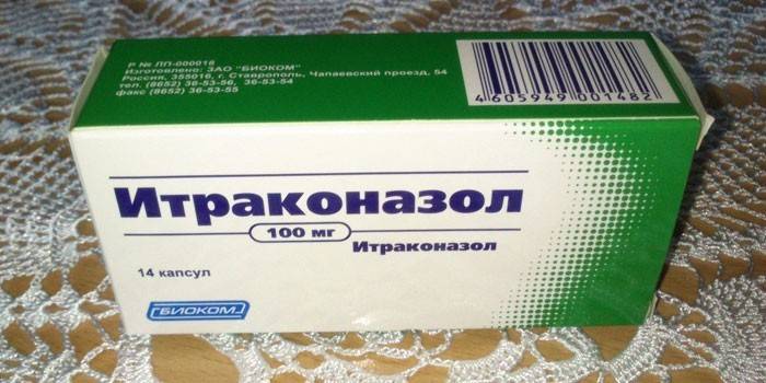 Itrakonazol w kapsułkach w opakowaniu