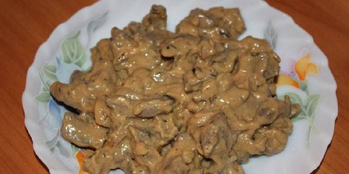 Stroganoff hígado cocinado