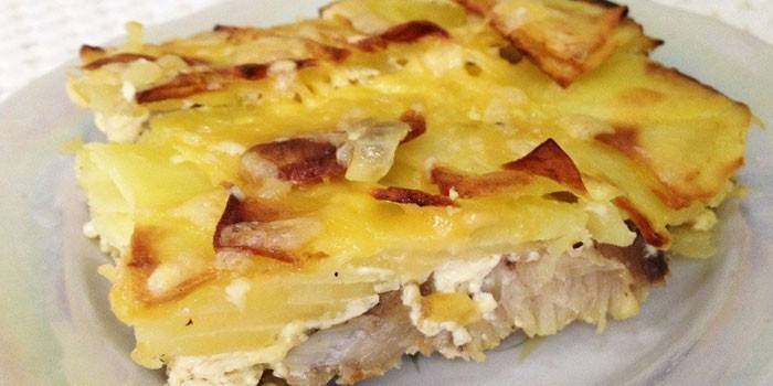 Pieczone ziemniaki z mięsem