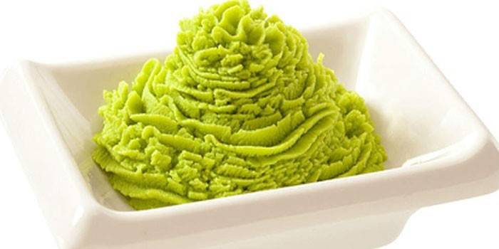 Wasabi v tanieri