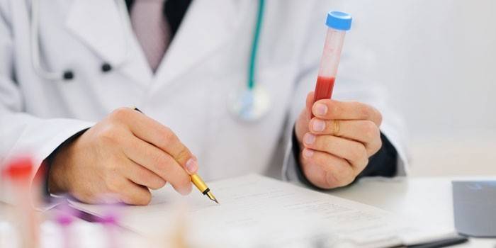 Médico in vitro