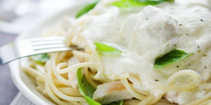 Spaghetti Z Sosem Kremowym