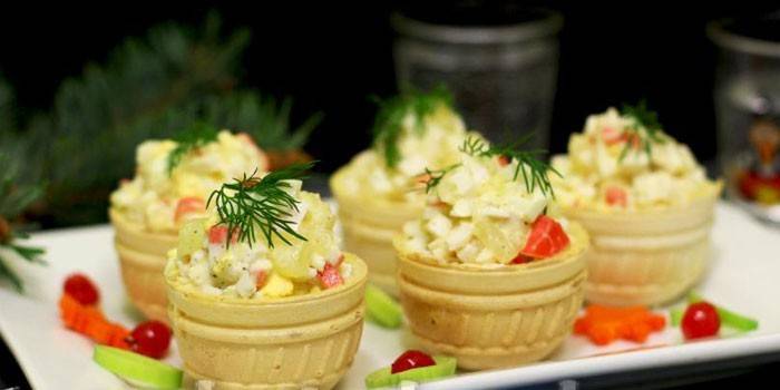 Ensalada de atún en tartaletas