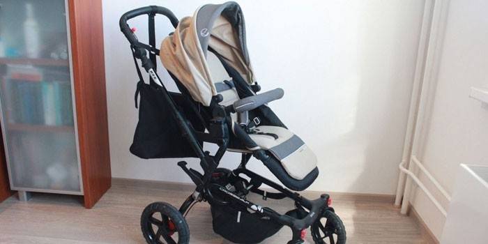 Carrinho de bebê 2 em 1 modelo Crosswalk Nano 2015