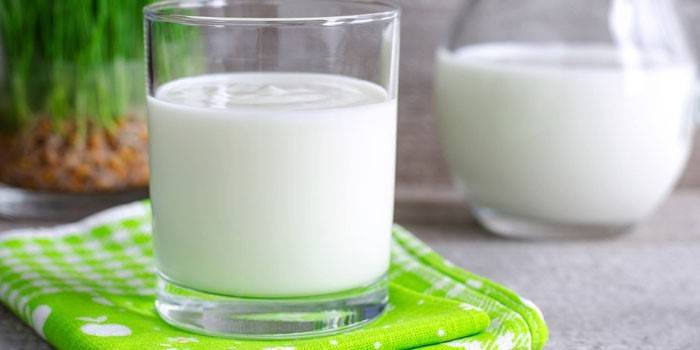 Kefir w szklance