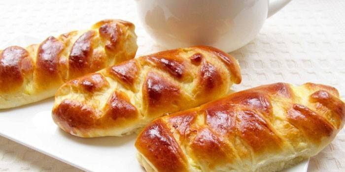 Tartas preparadas con relleno de cuajada