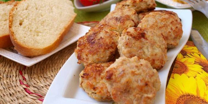 Costeletas de carne picada