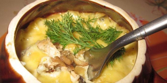 Julienne em uma panela
