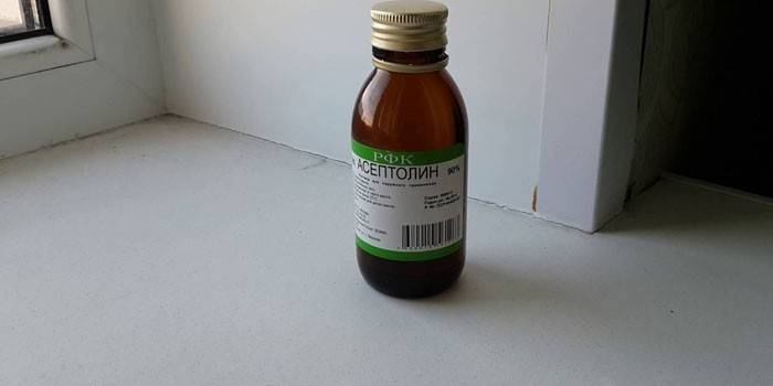 Aseptolínový sirup vo fľaši