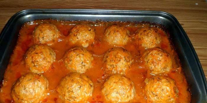 Albóndigas en Salsa de Tomate