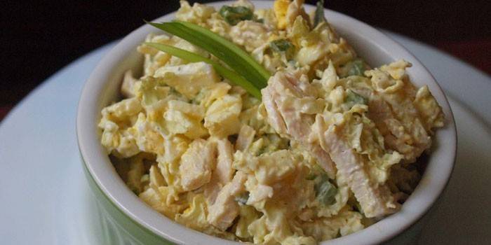 Ensalada de filete de pollo listo