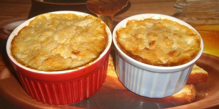 Tvarovaný puding Apple Rice Pudding