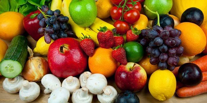 Frutas, verduras y champiñones