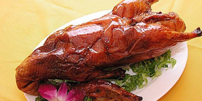 Pato clásico al horno de Pekín