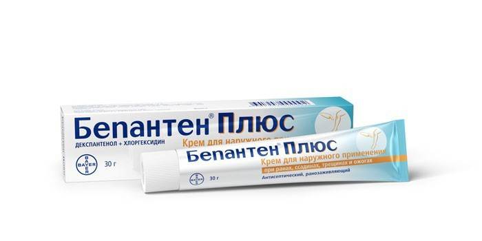 Krém Bepanten Plus v balení